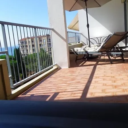 Studio Avec Splendide Vue Sur Mer Le Lavandou Exterior photo