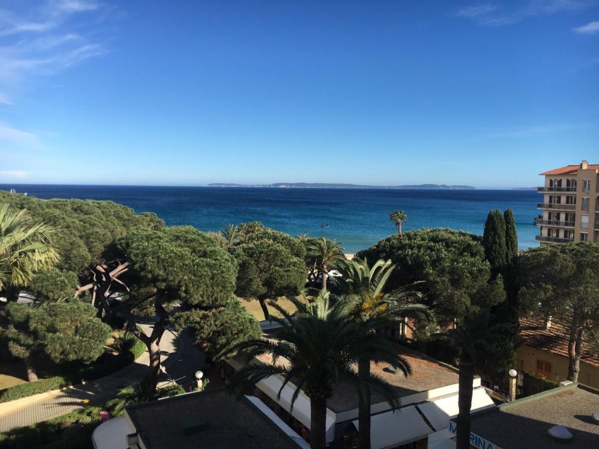 Avec Splendide Vue Sur Le Lavandou
